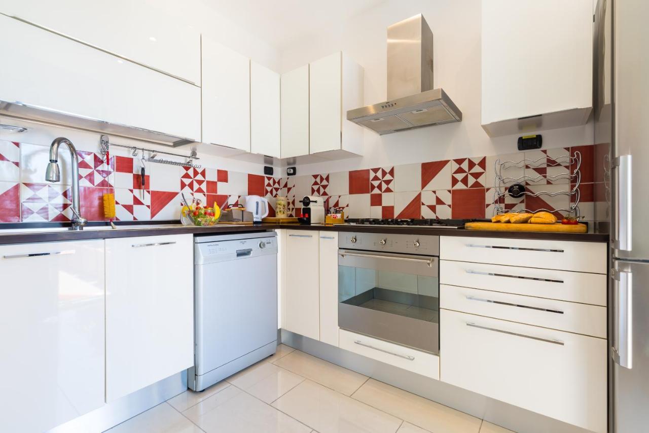 N'Attic A Vomero Penthouse Terrace By Napoliapartments ภายนอก รูปภาพ