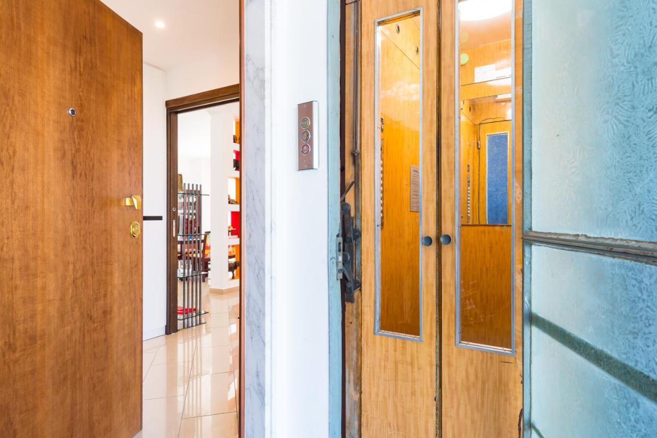 N'Attic A Vomero Penthouse Terrace By Napoliapartments ภายนอก รูปภาพ
